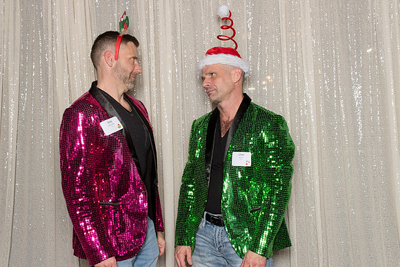 10097 - Forvis Mazars Holiday Photobooth 2025