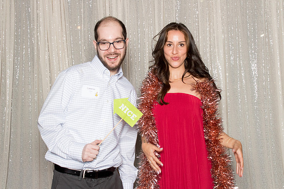 10114 - Forvis Mazars Holiday Photobooth 2025