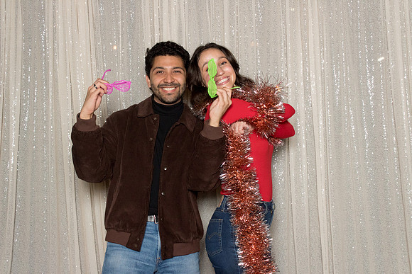 10184 - Forvis Mazars Holiday Photobooth 2025