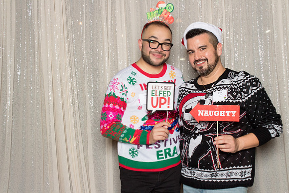 10209 - Forvis Mazars Holiday Photobooth 2025