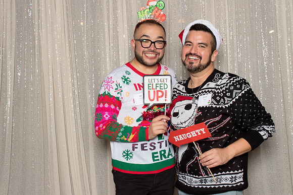 10210 - Forvis Mazars Holiday Photobooth 2025