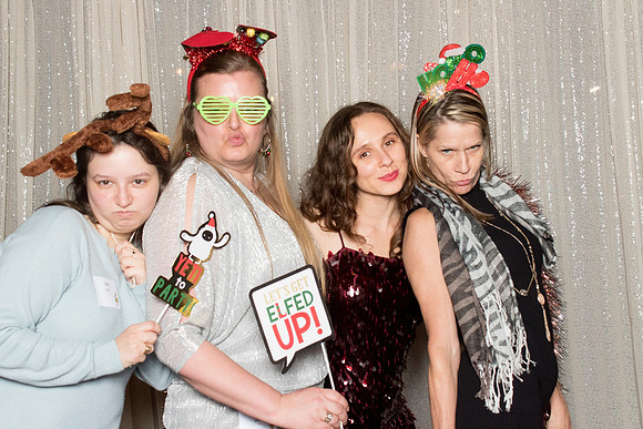 10234 - Forvis Mazars Holiday Photobooth 2025