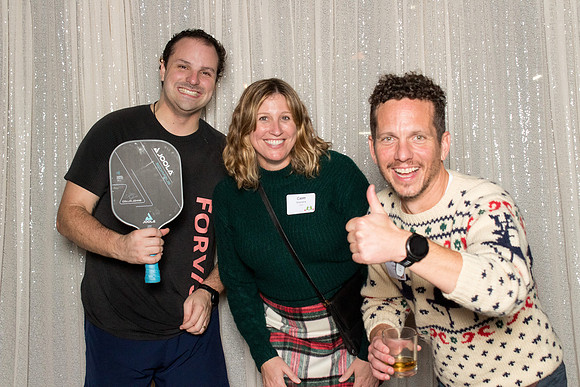 10254 - Forvis Mazars Holiday Photobooth 2025