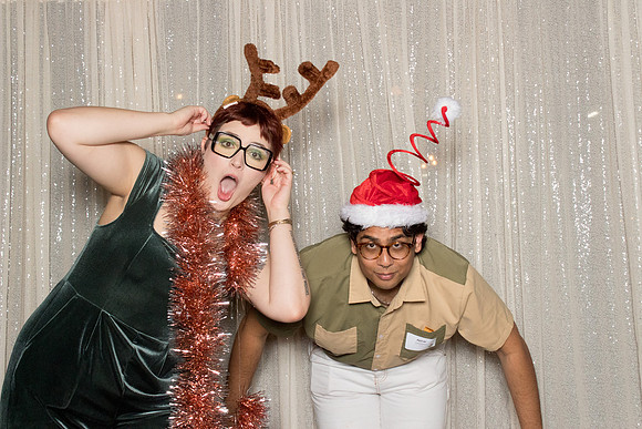 10273 - Forvis Mazars Holiday Photobooth 2025