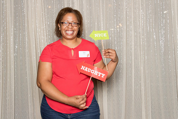 10282 - Forvis Mazars Holiday Photobooth 2025
