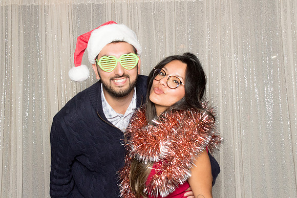 10293 - Forvis Mazars Holiday Photobooth 2025