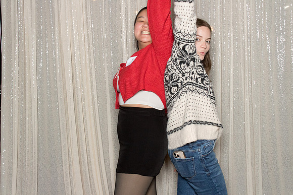 10301 - Forvis Mazars Holiday Photobooth 2025