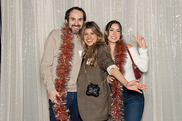 10303 - Forvis Mazars Holiday Photobooth 2025