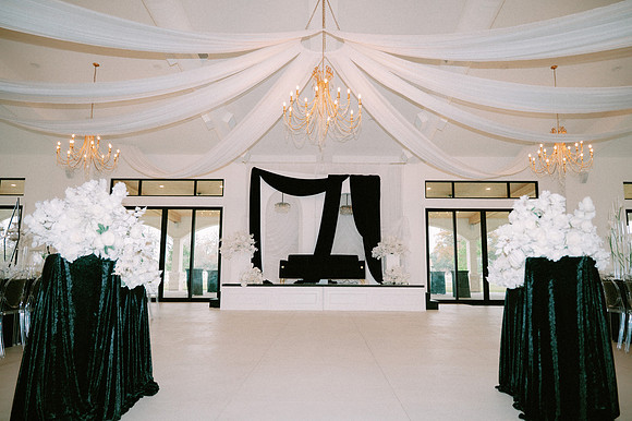10251 - Ro Manor Styled Shoot 2025
