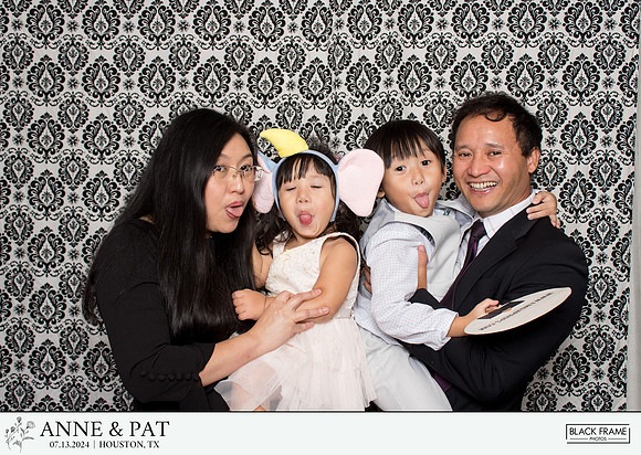 20167 - Anne + Patrick Wedding Photobooth 2024