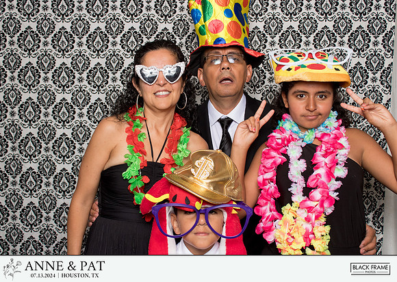 20155 - Anne + Patrick Wedding Photobooth 2024
