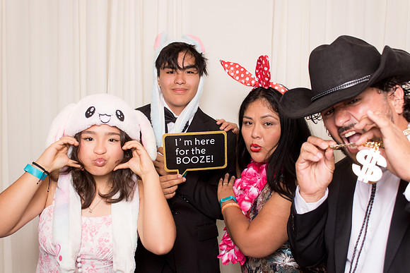 60058 - Becky + Lucas Wedding Photobooth 2026