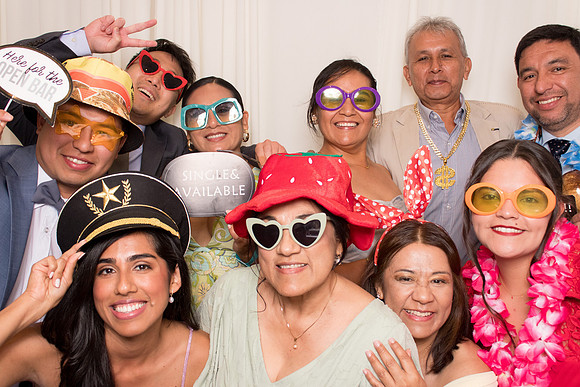 60060 - Becky + Lucas Wedding Photobooth 2026