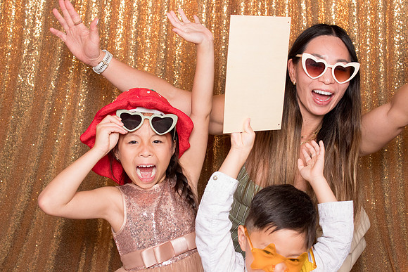60100 - Jenny + Zack Wedding Photobooth 2026