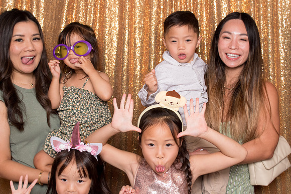 60040 - Jenny + Zack Wedding Photobooth 2026