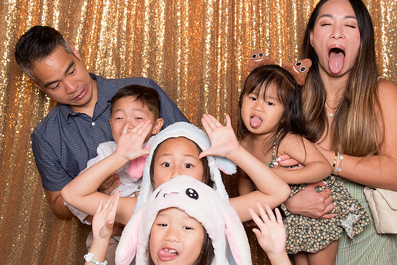 60049 - Jenny + Zack Wedding Photobooth 2026