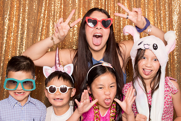 60058 - Jenny + Zack Wedding Photobooth 2026
