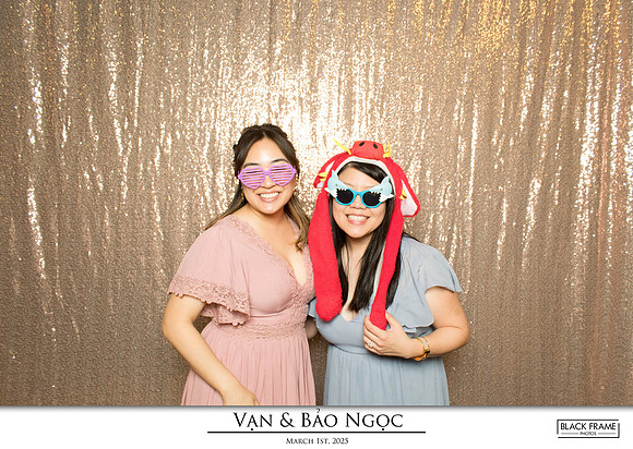 60151 - Bao-Ngoc + Van Wedding Photobooth 2025