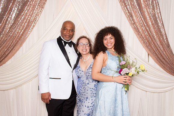 60341 - Tiffany + Aaron Wedding Photobooth 2026