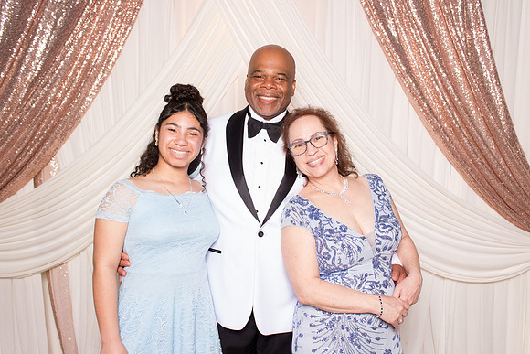 60352 - Tiffany + Aaron Wedding Photobooth 2026
