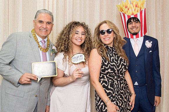 60027 - Zhaira + Ricardo Wedding Photobooth 2026