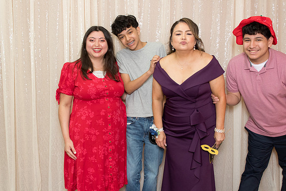 60074 - Zhaira + Ricardo Wedding Photobooth 2026