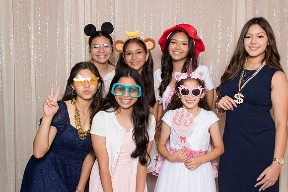 60081 - Zhaira + Ricardo Wedding Photobooth 2026