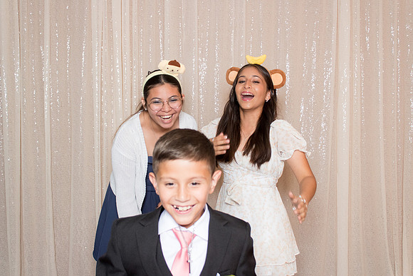 60092 - Zhaira + Ricardo Wedding Photobooth 2026