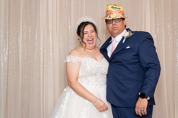 60112 - Zhaira + Ricardo Wedding Photobooth 2026