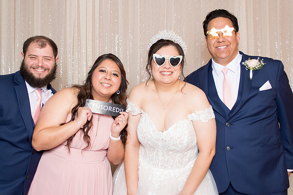 60171 - Zhaira + Ricardo Wedding Photobooth 2026