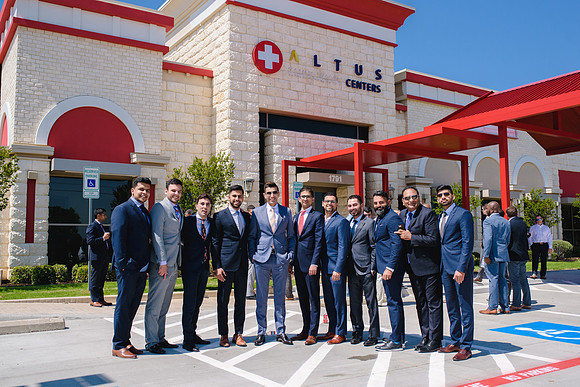 11192 - Altus Waxahachie Ribbon Cutting 2017