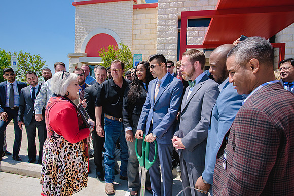 11052 - Altus Waxahachie Ribbon Cutting 2017