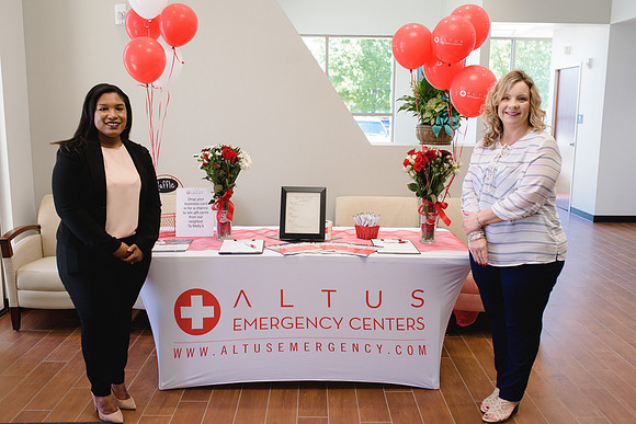 10011 - Altus Waxahachie Ribbon Cutting 2017