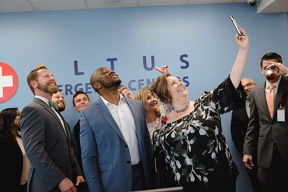 11420 - Altus Waxahachie Ribbon Cutting 2017