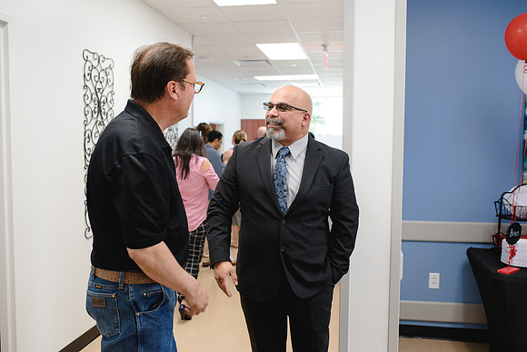 10433 - Altus Waxahachie Ribbon Cutting 2017