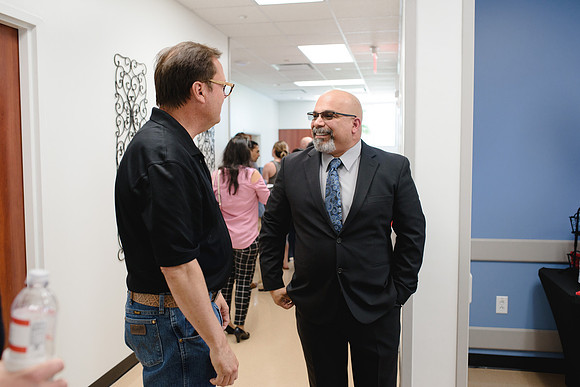 10438 - Altus Waxahachie Ribbon Cutting 2017