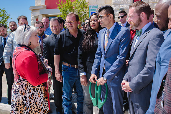 11058 - Altus Waxahachie Ribbon Cutting 2017