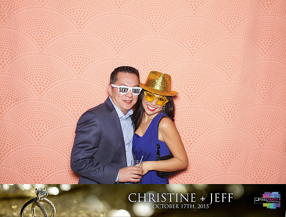 20024 - Christine + Jeff Photobooth