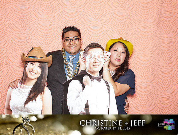 20253 - Christine + Jeff Photobooth