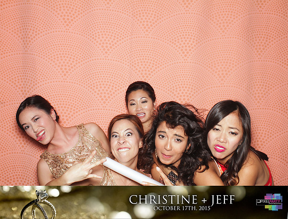 20368 - Christine + Jeff Photobooth