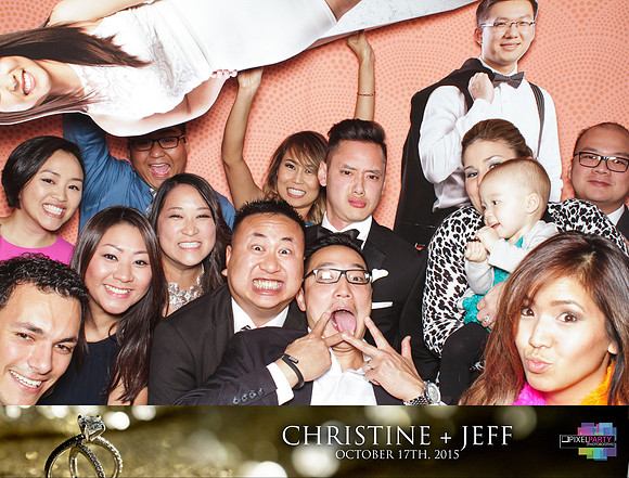20085 - Christine + Jeff Photobooth