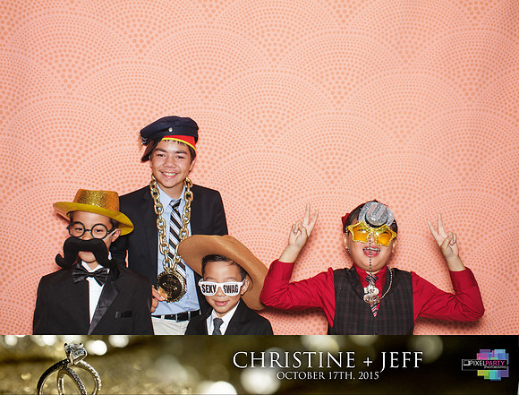 20075 - Christine + Jeff Photobooth