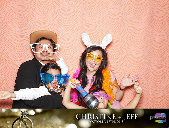20246 - Christine + Jeff Photobooth