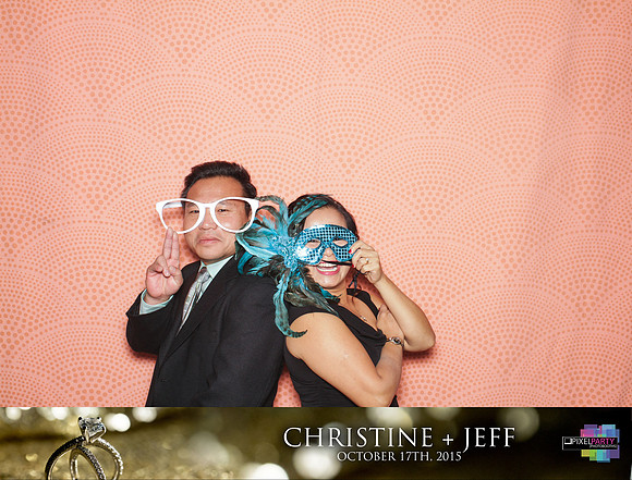 20017 - Christine + Jeff Photobooth