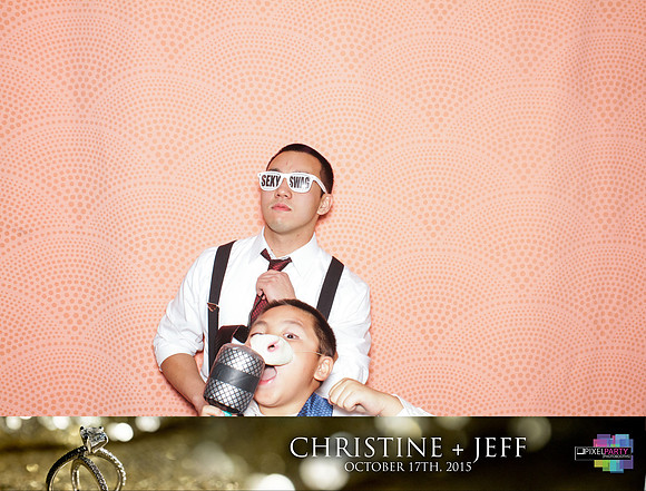 20239 - Christine + Jeff Photobooth