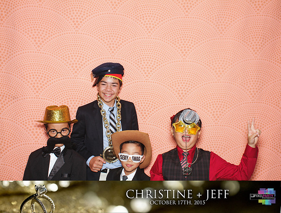20076 - Christine + Jeff Photobooth