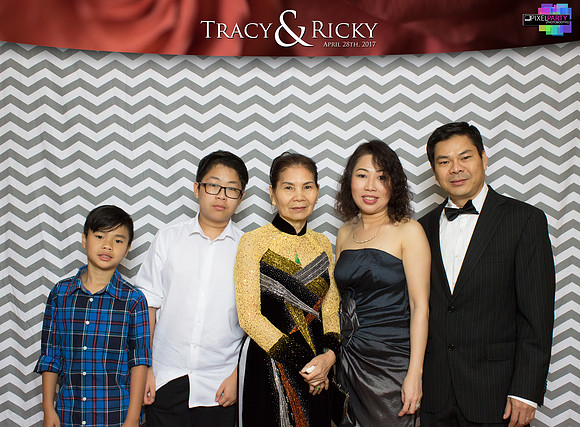 40060 - Tracy + Ricky Wedding Photobooth 2017