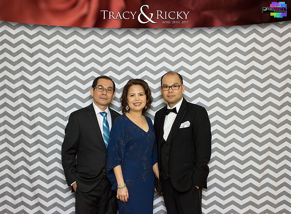 40030 - Tracy + Ricky Wedding Photobooth 2017