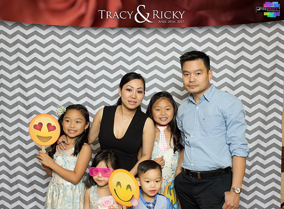40183 - Tracy + Ricky Wedding Photobooth 2017