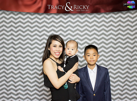 40198 - Tracy + Ricky Wedding Photobooth 2017